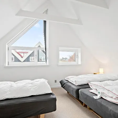 2 Bedroom Gorgeous In Apartment Hemmet