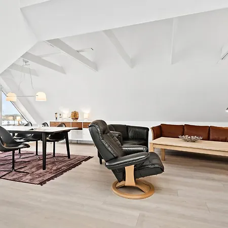 2 Bedroom Gorgeous In شقة