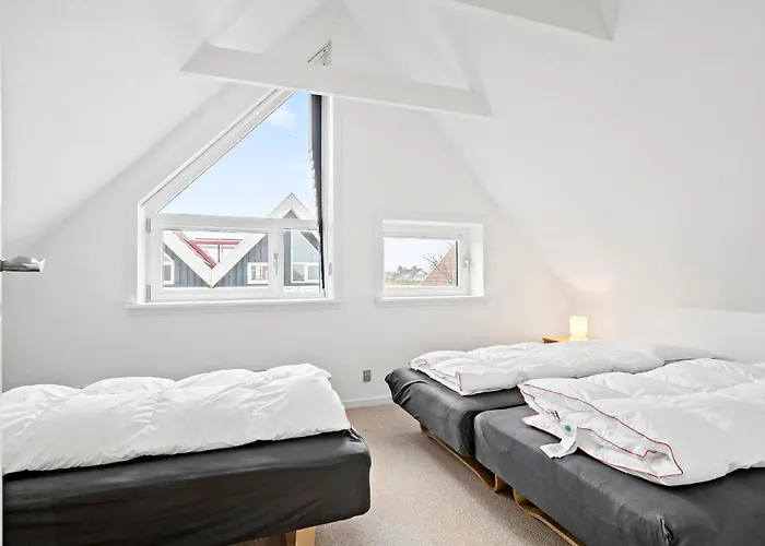 2 Bedroom Gorgeous In Daire Hemmet